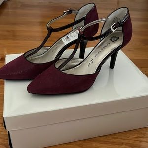 Never worn - Anne Klein Dark Red Pointed Toe Heels